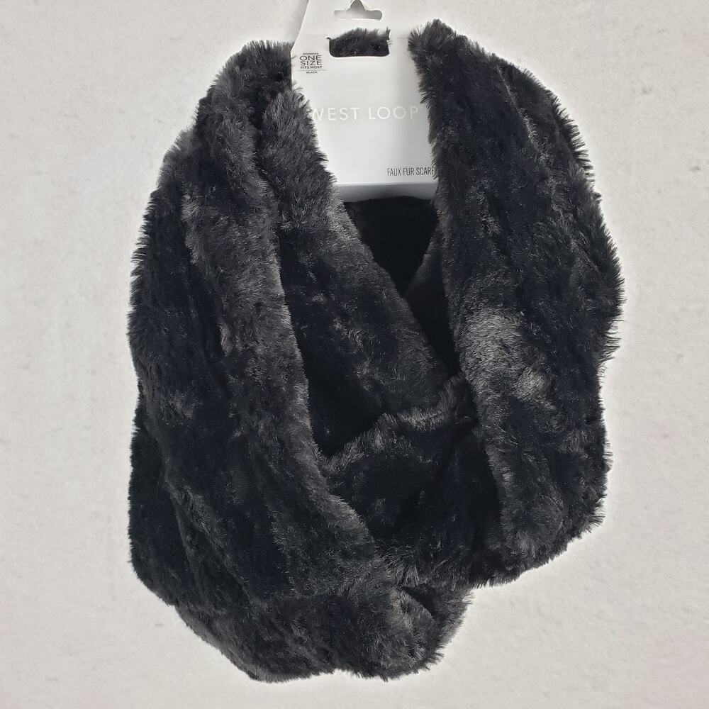 West Loop Womens Faux Fur Loop Scarf Black Cozy Mob Wife Old Money Aesthetic New